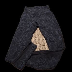 lululemon athletica Black Grey Floral Leggings